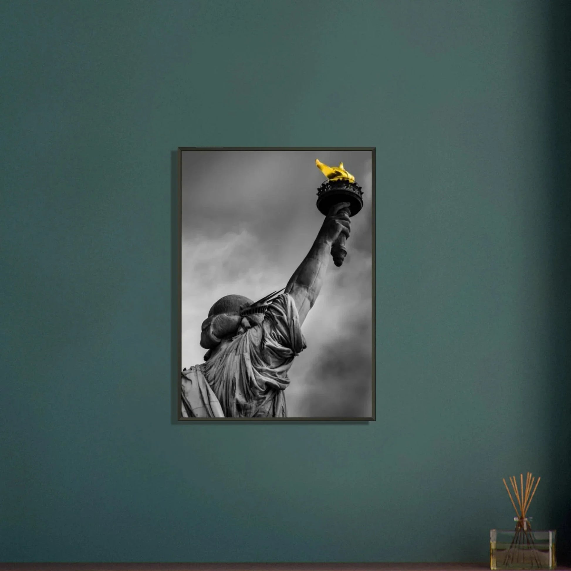 Lady Liberty Classic Semi - Glossy Paper Metal Framed Poster 50x70 cm / 20x28″ - LiberTees for All